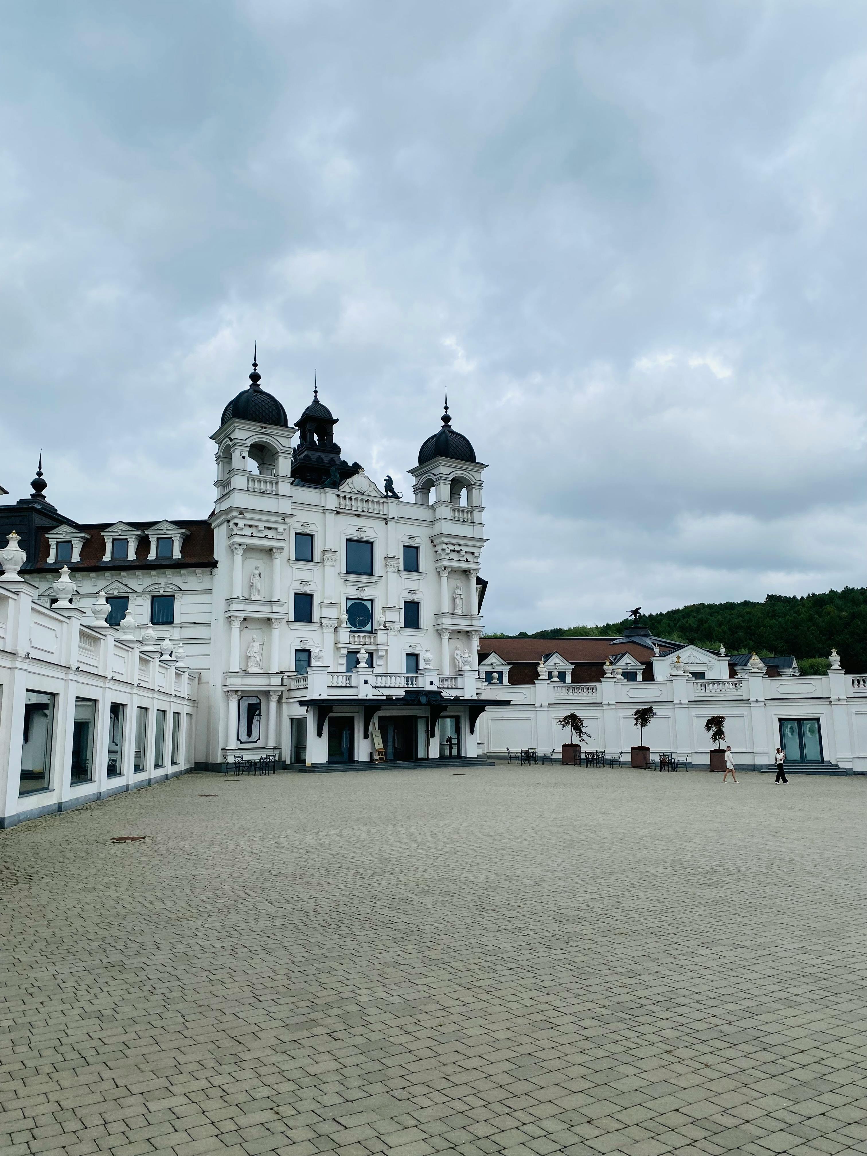 Palace 3